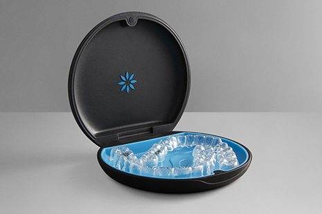 インビザライン矯正装置ケース