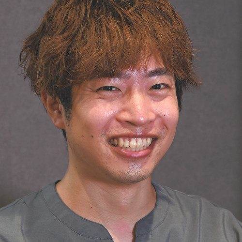 歯科医師 清水翔太